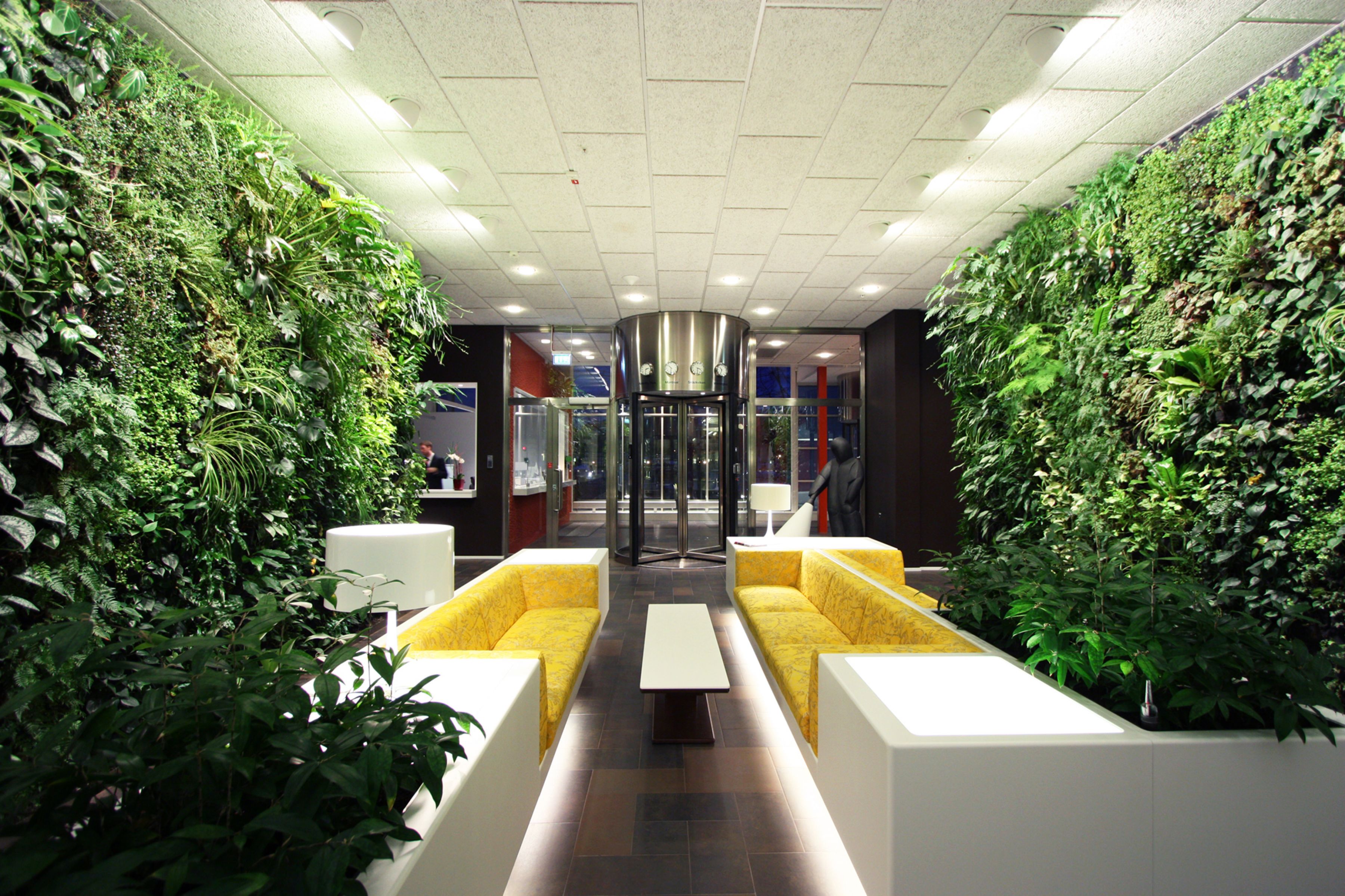 Astra Zeneca | Vertical Garden Design